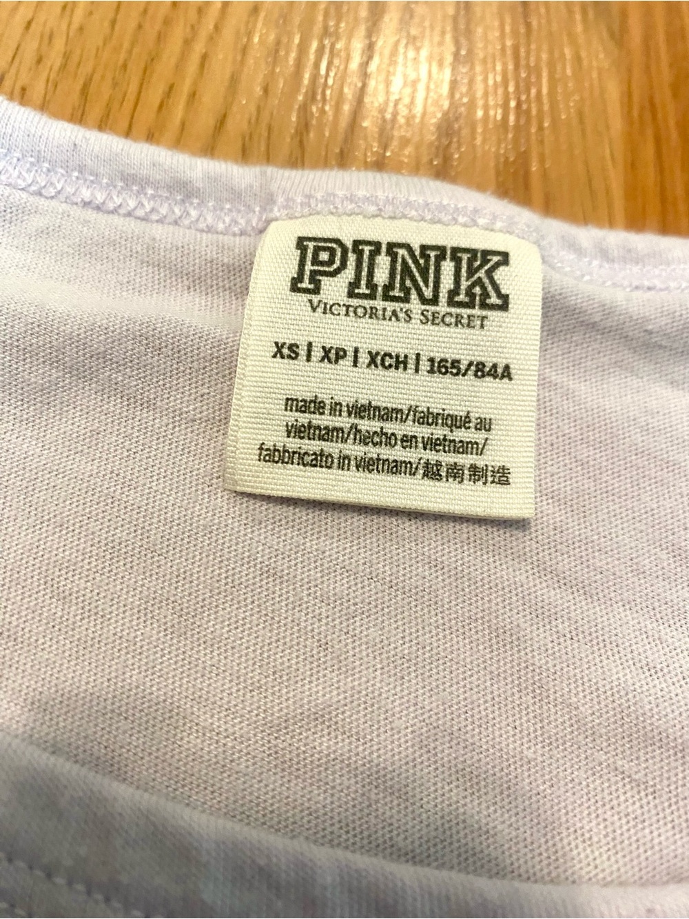 🪁VS PINK SHORT SLEEVE TEE PURPLE LOGO CREW NECK BASIC T-SHIRT SIZE XS - Picture 5 of 6